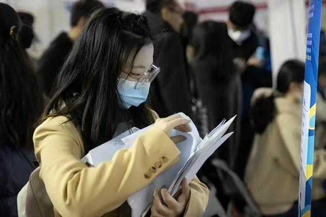 这5个大学专业严重供过于求毕业生有失业风险！(图5)